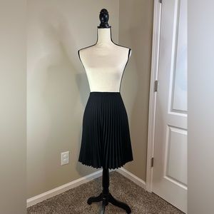 Women’s Black A-line Accordion Skirt
